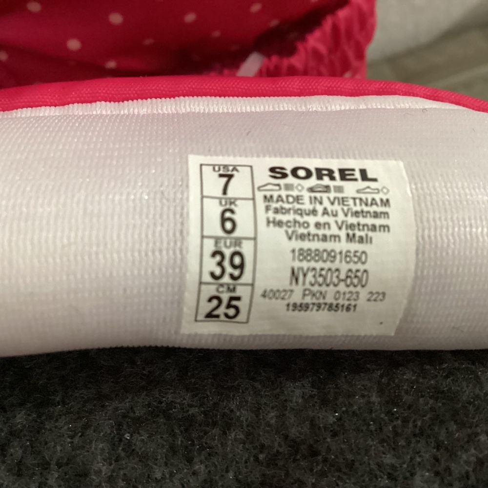 SOREL Flurry Weather Resistant Snow Boot (Big Kid) 7 M, - Picture 9 of 12